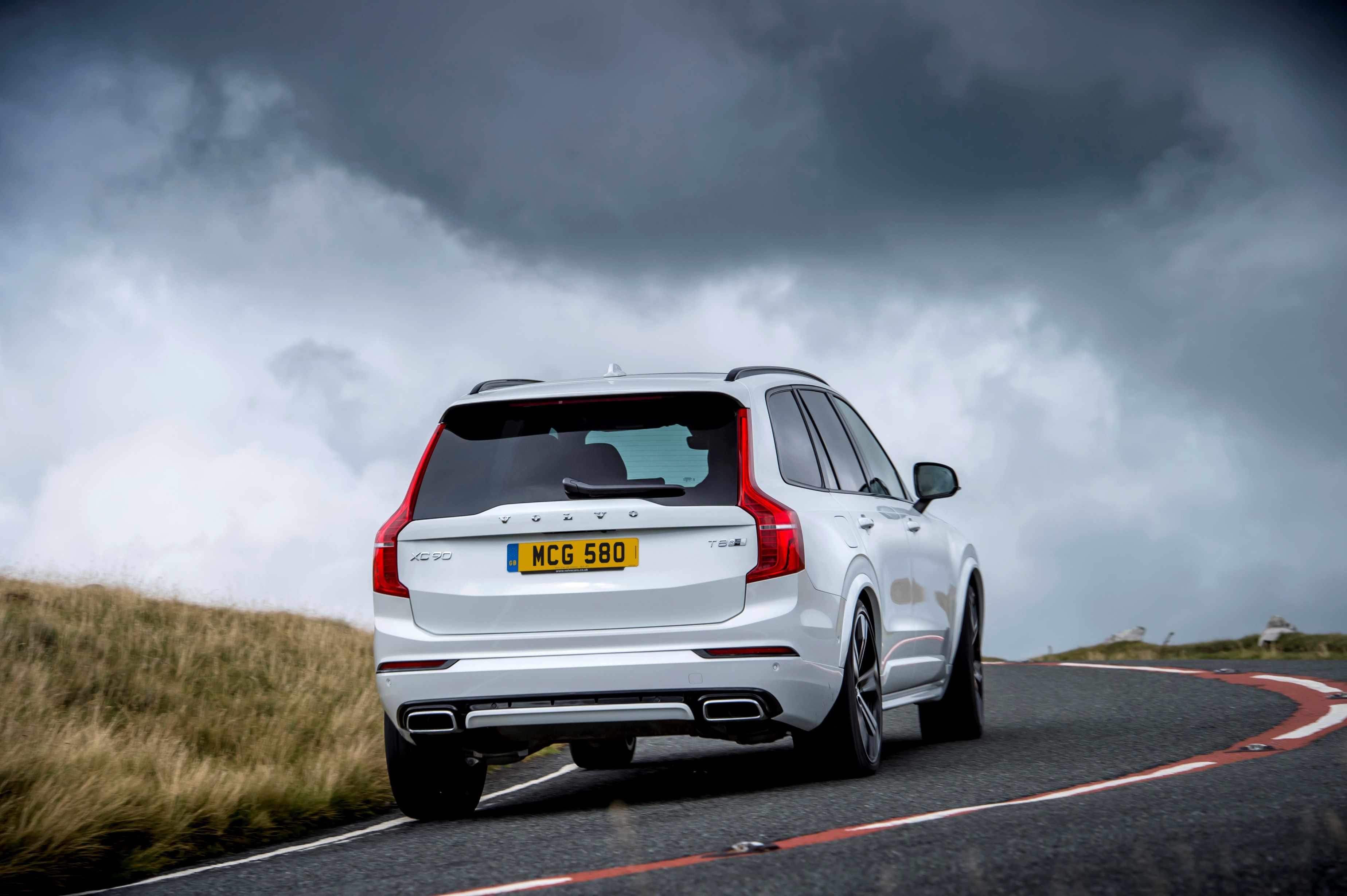 Volvo XC90 T8 Recharge Review Electrifying